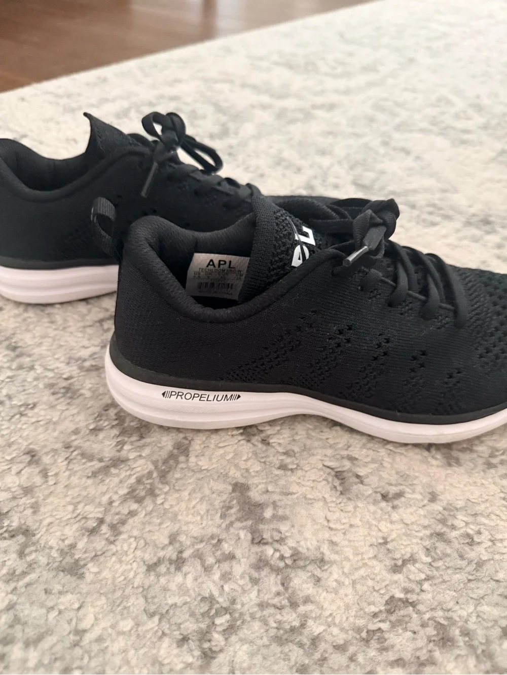 APL Black Knit Athletic Sneaker - Propeliumi